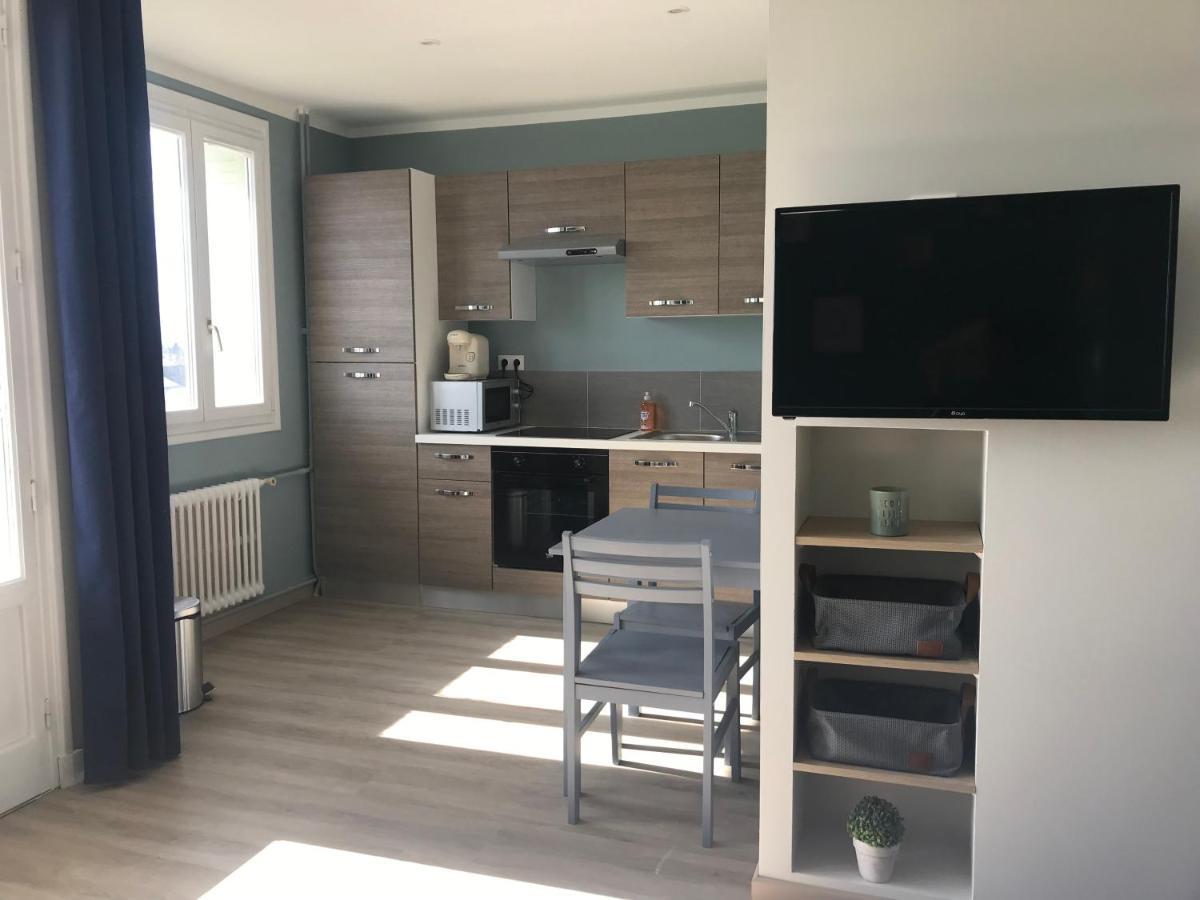 Bel Appartement Renove, Spacieux Et Lumineux Bourg-en-Bresse Exterior photo