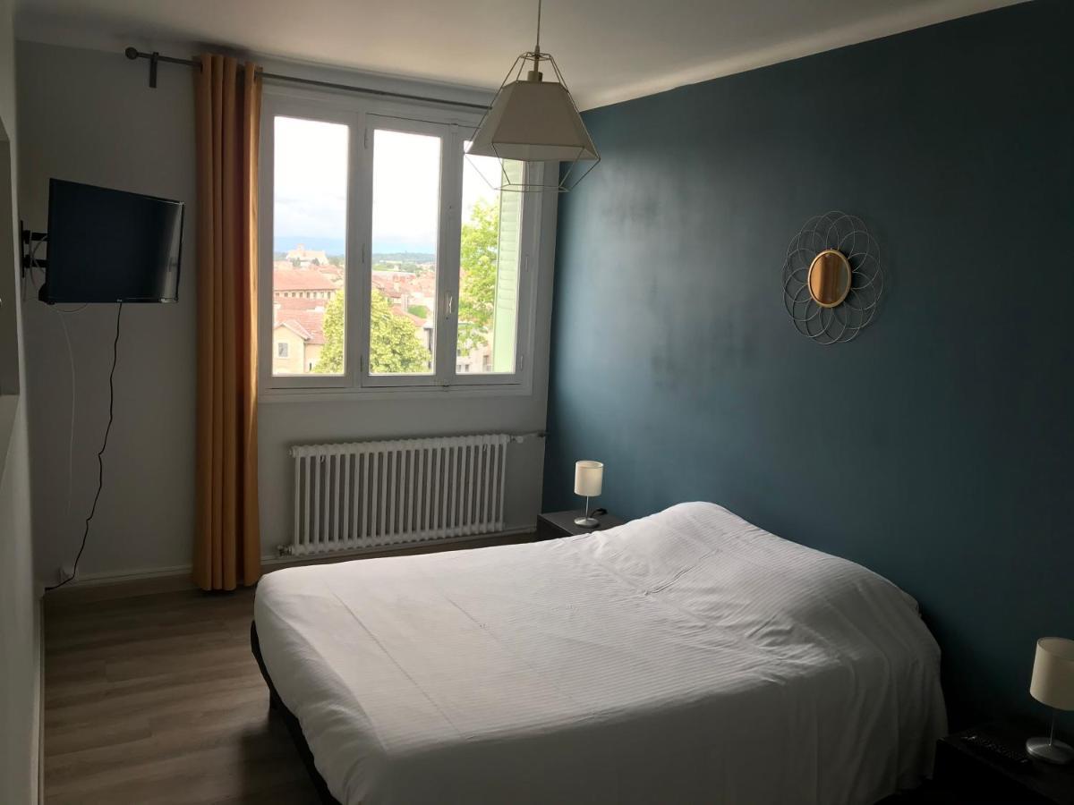 Bel Appartement Renove, Spacieux Et Lumineux Bourg-en-Bresse Exterior photo