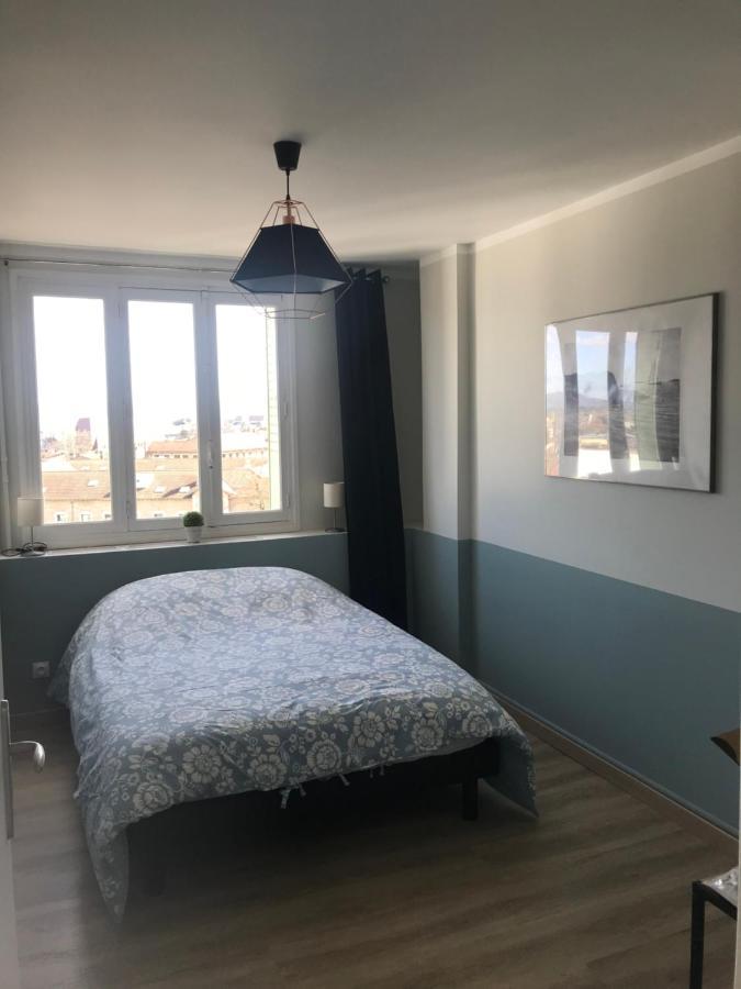 Bel Appartement Renove, Spacieux Et Lumineux Bourg-en-Bresse Exterior photo